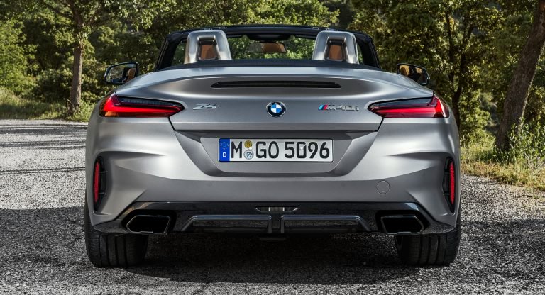 تفاوت سوپرای تویوتا و ب‌ام و z4