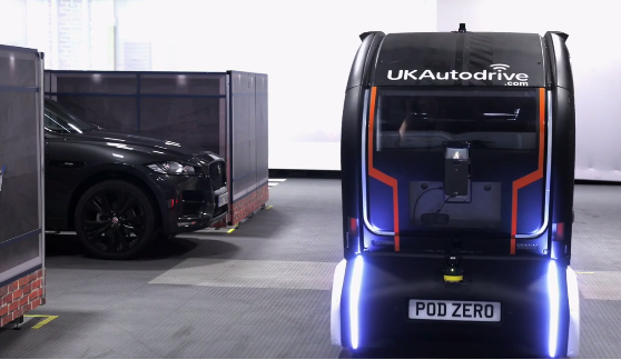 خطوط نورانی جگوار- لندروور برای خودران‌ها (+فیلم)