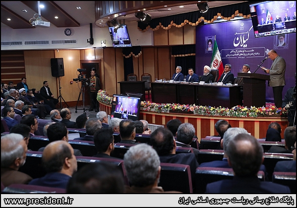 روحانی: فیلترینگ، موجب عقب ماندن ما از دنیای امروز می‌شود/ دولت با فیلترینگ و محدودیت مخالف است