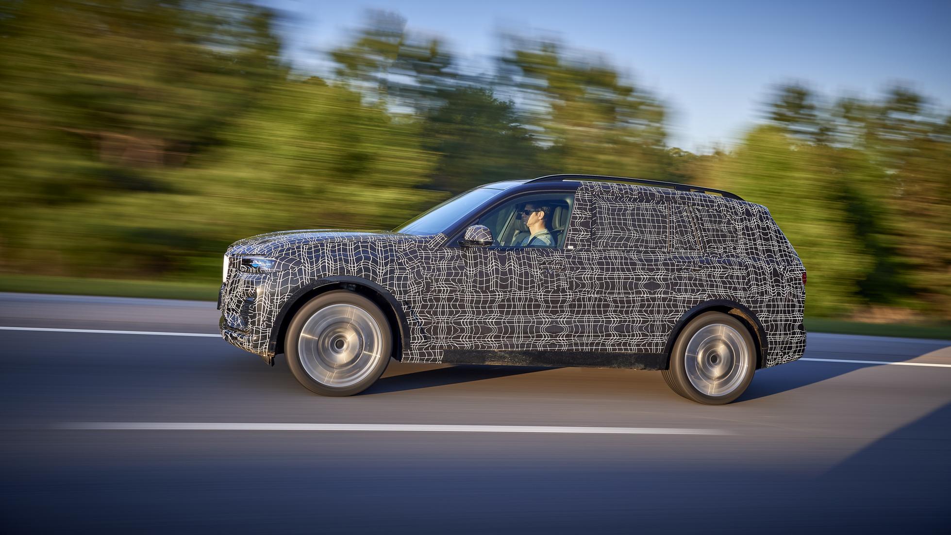 تست نسخه اولیه ب‌ام‌و X7 : لوکس‌ترین SUV جهان