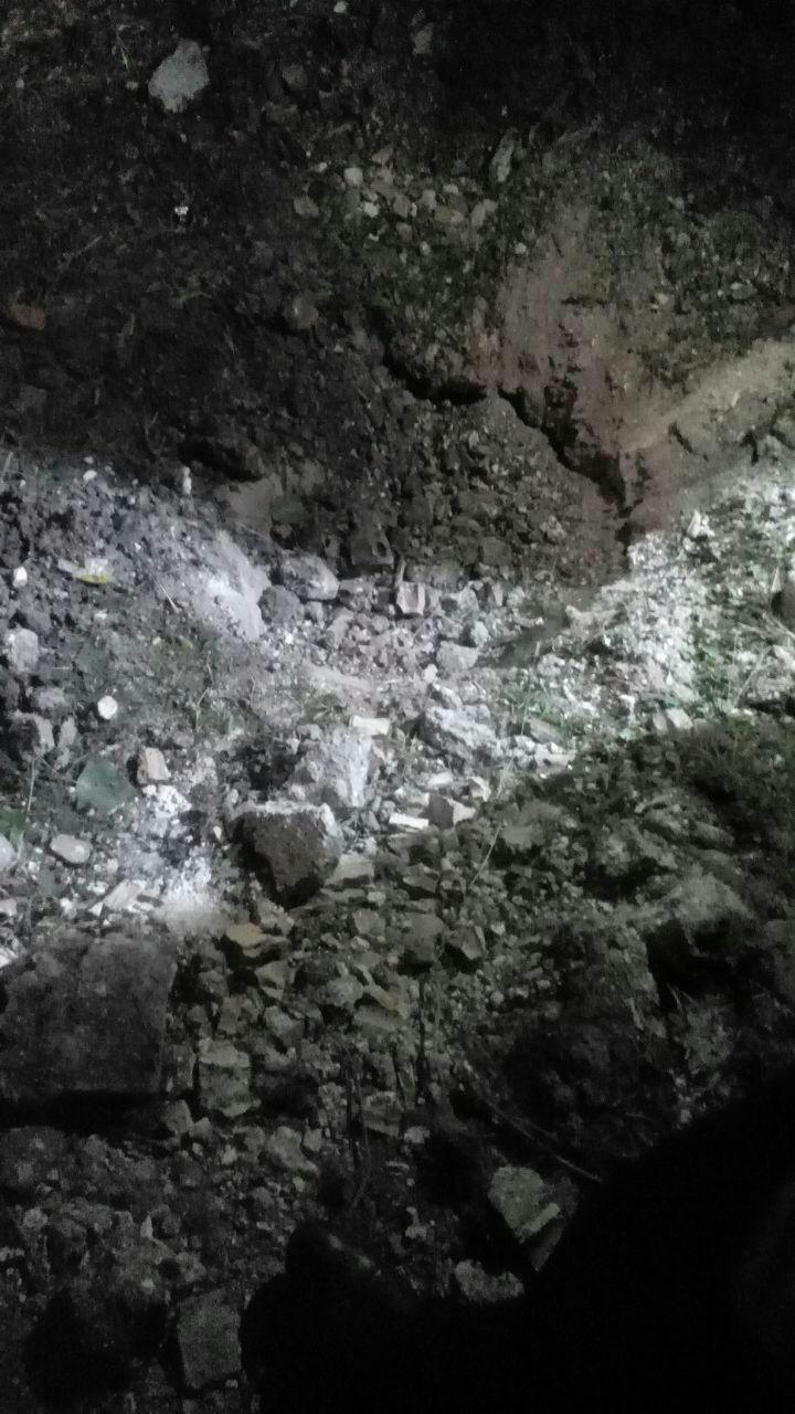 انفجار شی نامشخص در قائمشهر مردم را به خیابان کشاند/ ایجاد حفره 3 متر مربعی در آسفالت