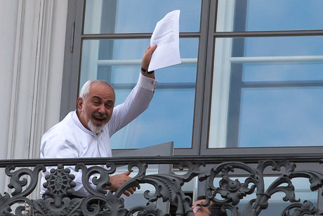 ایران پایبندی به توافق هسته ای را ادامه بدهد/همکاری با کشورهای دیگر طرف توافق، راه کاهش آثار تحریم جدید/ ایران پایبندی به توافق هسته ای را ادامه بدهد/همکاری با کشورهای دیگر طرف توافق، راه کاهش آثار تحریم جدید/