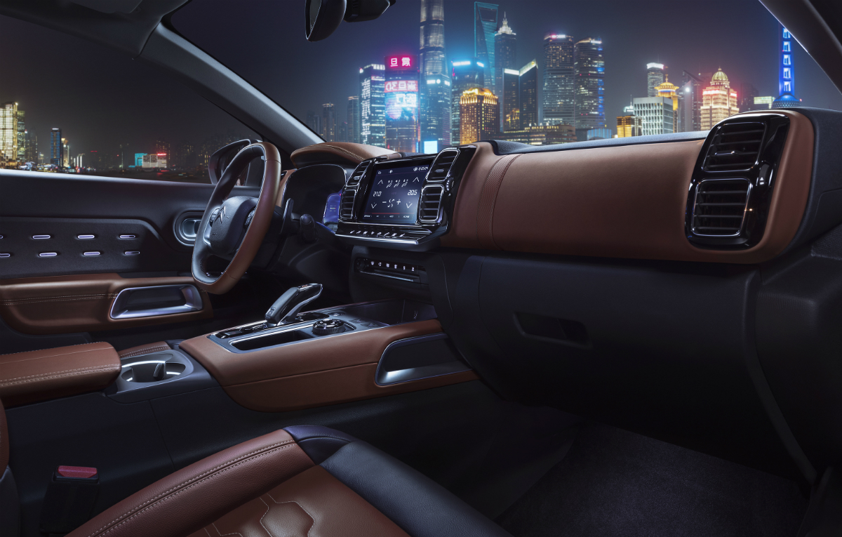 ایرکراس C5 سیتروئن در قاره سبز ایرکراس C5 سیتروئن در قاره سبز