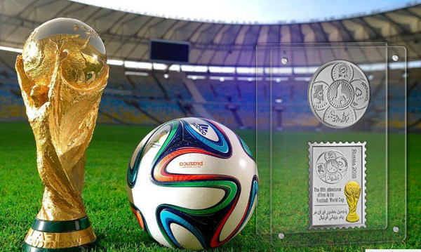 رونمایی از سکههای یادبود جام جهانی 2018 و ضرب اولین تمبرینه طلا و نقره در دنیا (+عکس) رونمایی از سکههای یادبود جام جهانی 2018 و ضرب اولین تمبرینه طلا و نقره در دنیا (+عکس)