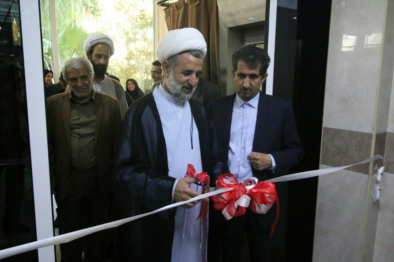 گور پدر ملت آمریکا! آقای نماینده به چه کسی گل میزنی؟ گور پدر ملت آمریکا! آقای نماینده به چه کسی گل میزنی؟