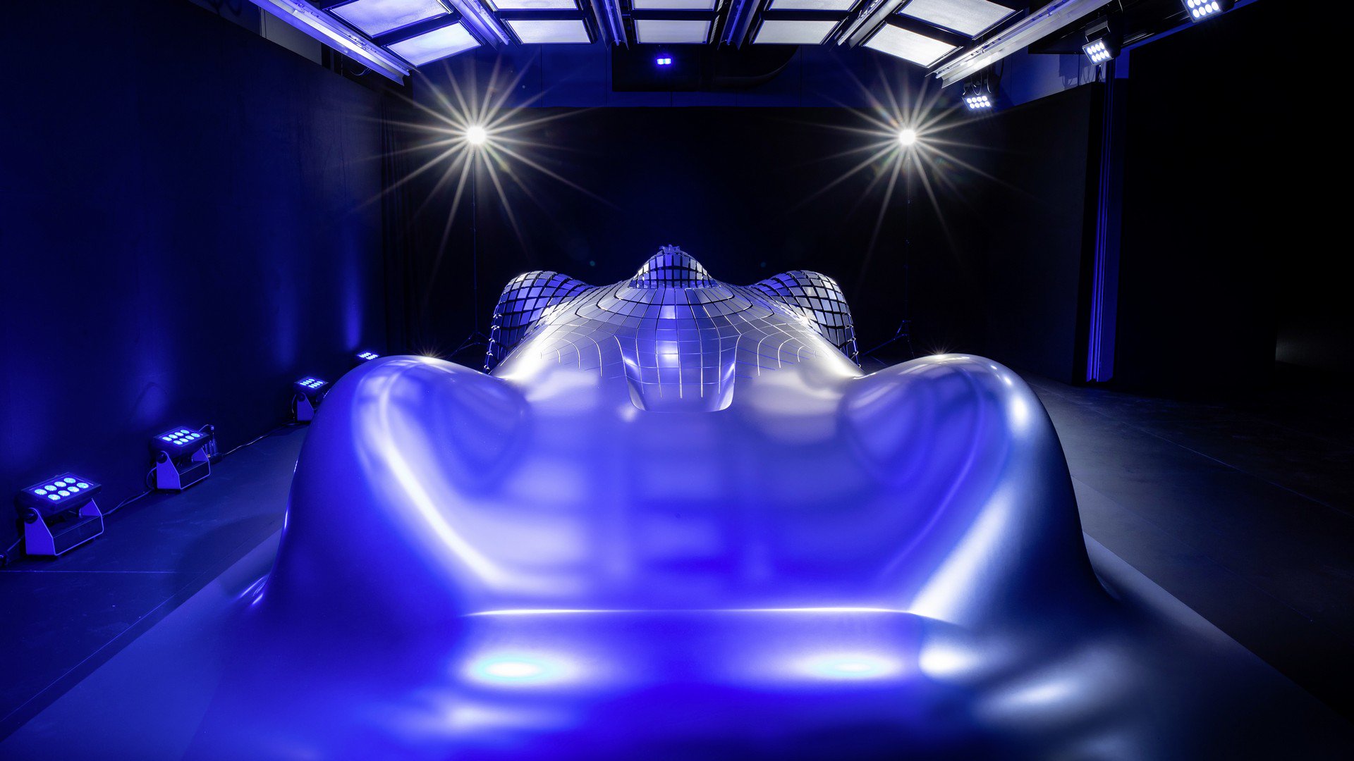 مدل مفهومی سیلور اروو بنز، نقطه عطف ایمنی و قدرت مدل مفهومی سیلور اروو بنز، نقطه عطف ایمنی و قدرت