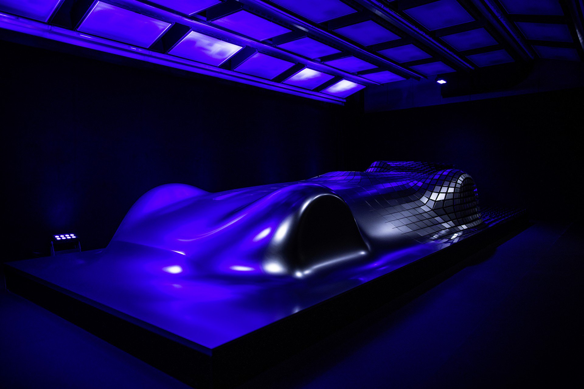 مدل مفهومی سیلور اروو بنز، نقطه عطف ایمنی و قدرت مدل مفهومی سیلور اروو بنز، نقطه عطف ایمنی و قدرت