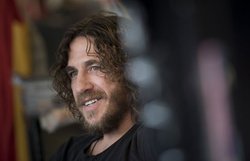 نامه علی مطهری به رئیس صداو سیما: لغو حضور پویول نشانه حکومت ملوک‌الطوایفی در صداوسیماست/ مثل این اتفاق در لغو پخش مصاحبه مرحوم ناصر ملک‌مطیعی رخ داد