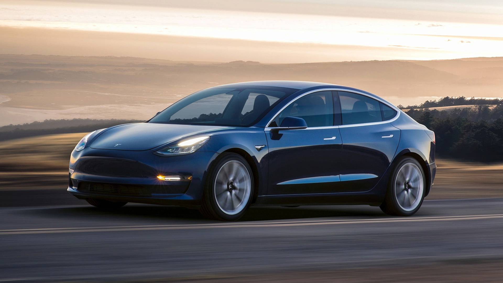 تسلا قهرمان الکتریکی‌ها در طی مسافت/ اسمارت فورتو نگران کننده‌ترین خودروی جهان