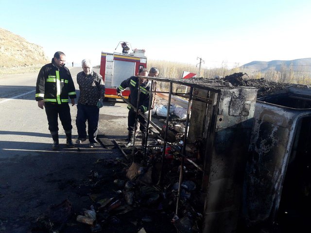 وانت دست فروش در آتش سوخت (+عکس)