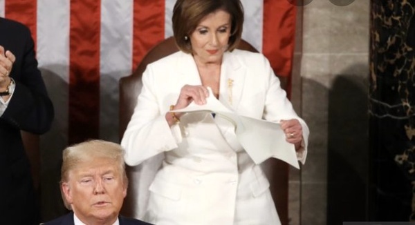 ادامه تنش‌ها بر سر پاره شدن متن سخنرانی ترامپ