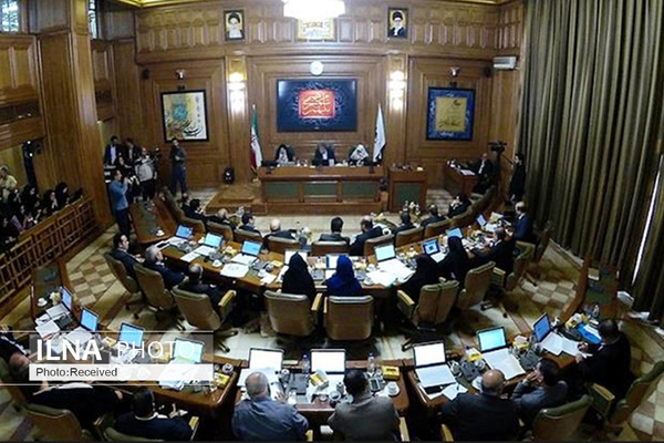 درگیری لفظی در صحن شورای شهر تهران/ آروین: استعفا می‌دهم