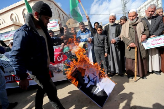 اعتراض فلسطینی‌ به توافق صلح ترامپ