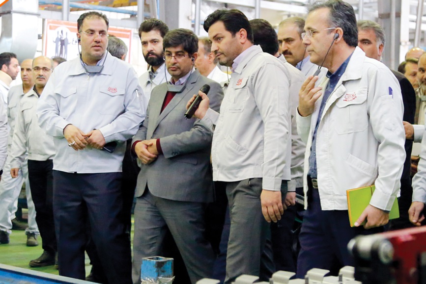 معاون وزارت صنعت : تلاش واسطه ها برای رشد کاذب قیمت در بازار/ به زودی برخورد لازم با این پدیده انجام می شود