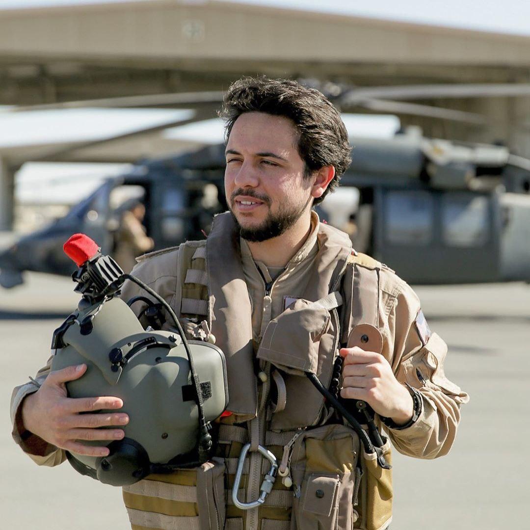 ماموریت نظامی ولیعهد اردن در امارات (عکس) ماموریت نظامی ولیعهد اردن در امارات (عکس)