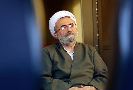 مسیح مهاجری: اهانت کنندگان به حرم های قم و مشهد، دست پرورده های خودمان هستند