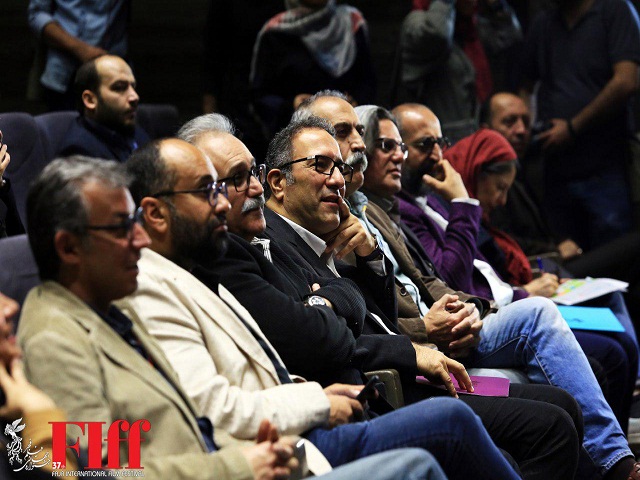 آقا میرکریمی خودتان را گول می‌زنید یا مردم را؟