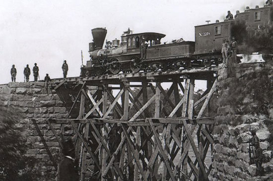 10 چهره تاریخی که شاید وجود خارجی نداشته‌اند (+عکس)