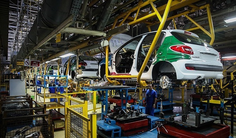 ایران خودرو: روزانه 1500 دستگاه خودرو تحويل می دهیم