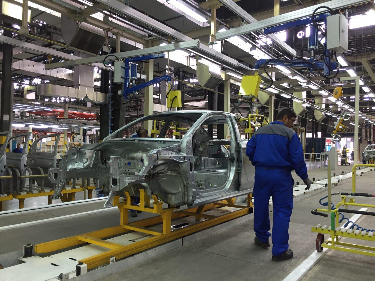 مدیر عامل ایران خودرو: اخذ خسارت 150 میلیون یورویی از پژوی فرانسه به دلیل ترک ایران