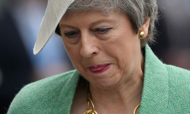 رایزنی ترزا می بر سر نفتکش حامل نفت ایران