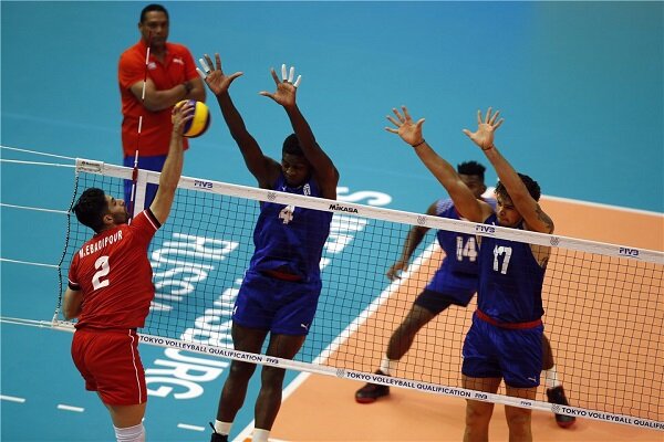 بازگشت والیبالیست های ایران از لبه پرتگاه/ بردن کوبا در گام اول بازگشت والیبالیست های ایران از لبه پرتگاه/ بردن کوبا در گام اول