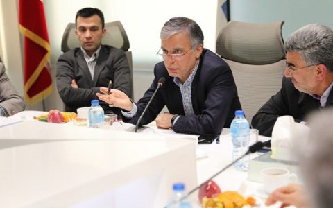 واکنش قطعه سازی عظام به خبر خرید انحصاری سهام خودروسازان