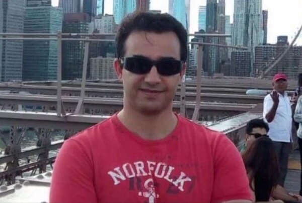 آقازاده شهردار قم: از آمریکا به ایران برنمیگردم/ نظرات پدرم مصرف داخلی دارد آقازاده شهردار قم: از آمریکا به ایران برنمیگردم/ نظرات پدرم مصرف داخلی دارد