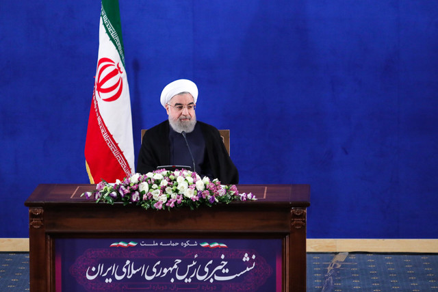 روحانی: شرایط آماده باشد حاضریم تبادل زندانیان ایران و آمریکا را پیگیری کنیم/ تلاش میکنیم روند ورود زنان به ورزشگاهها ادامه داشته باشد/نمی خواهیم قیمت سوخت را بالا ببریم روحانی: شرایط آماده باشد حاضریم تبادل زندانیان ایران و آمریکا را پیگیری کنیم/ تلاش میکنیم روند ورود زنان به ورزشگاهها ادامه داشته باشد/نمی خواهیم قیمت سوخت را بالا ببریم