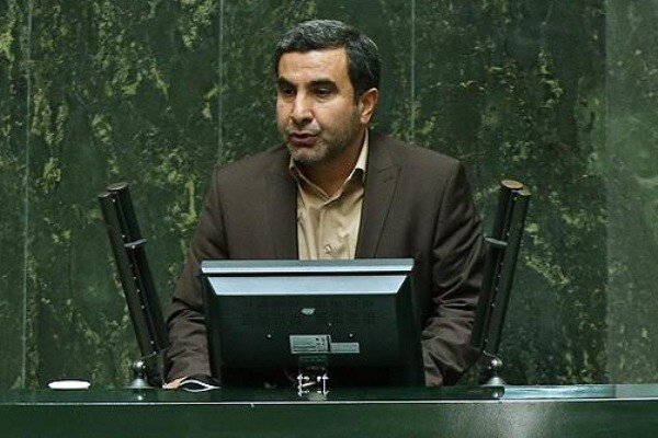 نماینده خوی: به سوالات خبرنگاران درباره سرقت از منزلش پاسخ نداد