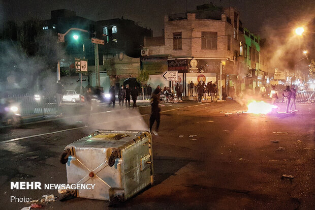 ترکش ناآرامی‌ها بر پیکر سینماهای کشور/ آتشی که گیشه‌ها را سوزاند