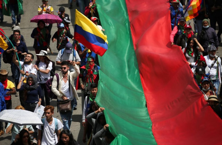 اعتراضات رقصان کلمبیا (+عکس)/ تجمع 40 هزار نفری در مرکز پایتخت اعتراضات رقصان کلمبیا (+عکس)/ تجمع 40 هزار نفری در مرکز پایتخت