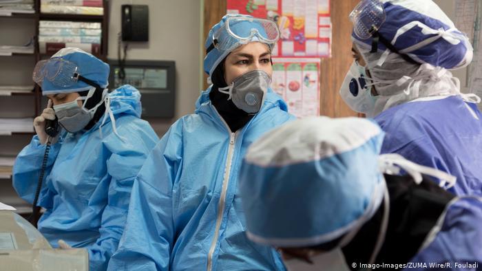 انتقاد جمعی از مدیران اسبق حوزه سلامت از سخنان روحانی درباره شرایط کرونایی ایران