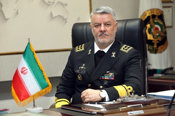 فرمانده نیروی دریایی ارتش: ساخت زیردریایی هسته‌ای در دستور کار قرار دارد