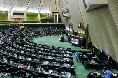 مجلس: اساتید و مدرسین حوزه علمیه هم می‌توانند کاندیدای انتخابات ریاست جمهوری شوند