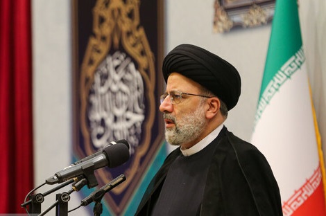 رئیس قوه قضاییه: خود را موظف به دفاع از حقوق زنان می‌دانیم