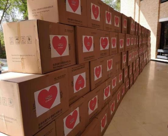 اهدای 500 هزار ماسک از سوی خودروسازی چری به ایران