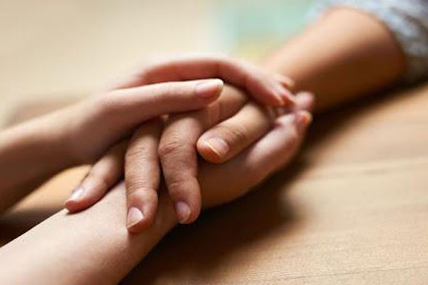 نقش خانواده در بهبود روند ترک اعتیاد چیست؟ نقش خانواده در بهبود روند ترک اعتیاد چیست؟