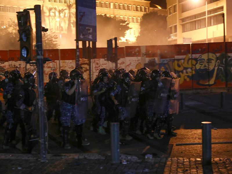 تظاهرات در لبنان/ معترضان: پول غذا نداریم تظاهرات لبنان پس از کرونا