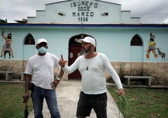 کوبا خطاب به شهروندان: غذای خود را تولید کنید