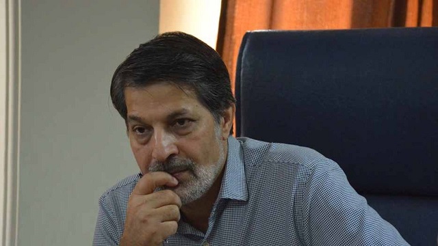 عمادالدين باقي: صدايم به جايي نمي‌رسد