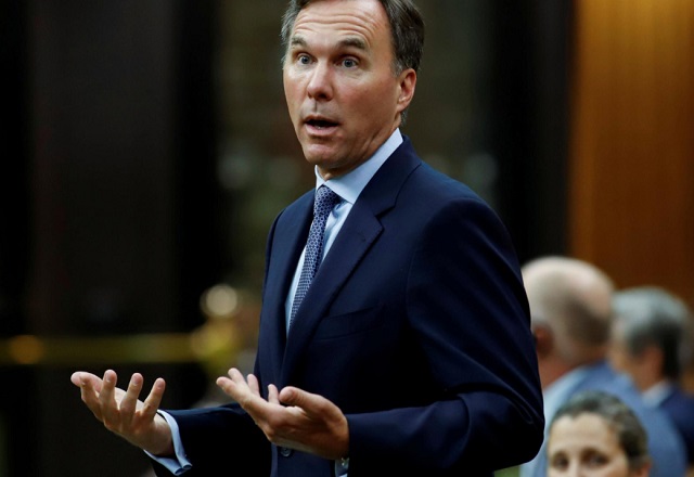 استعفای وزیر دارایی کانادا