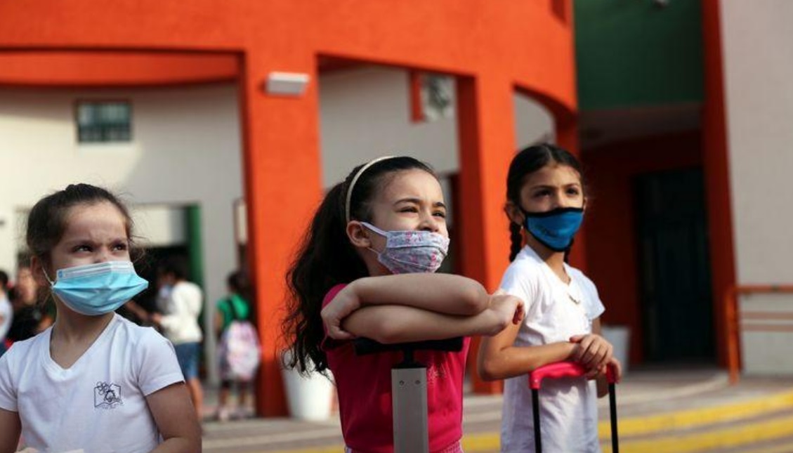 آزمایش بالینی واکسن کرونا در اسرائیل/ دانشآموزان به مدرس بازگشتند لغو تدریجی محدودیتها در اسرائیل