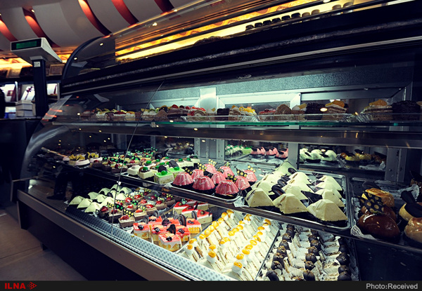 ۷۰ درصد کارگران قنادی‌ها بیکار شده‌اند/ صادرات شیرینی صفر شد/ روغن پیدا نمی‌شود