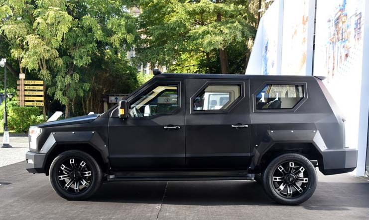 شاسی بلند چینی با ظاهر متفاوت؛ از یک جان سخت ضدگلوله تا (+عکس)