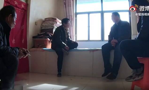 رسم عجیب ازدواج اشباح در چین! (+عکس)