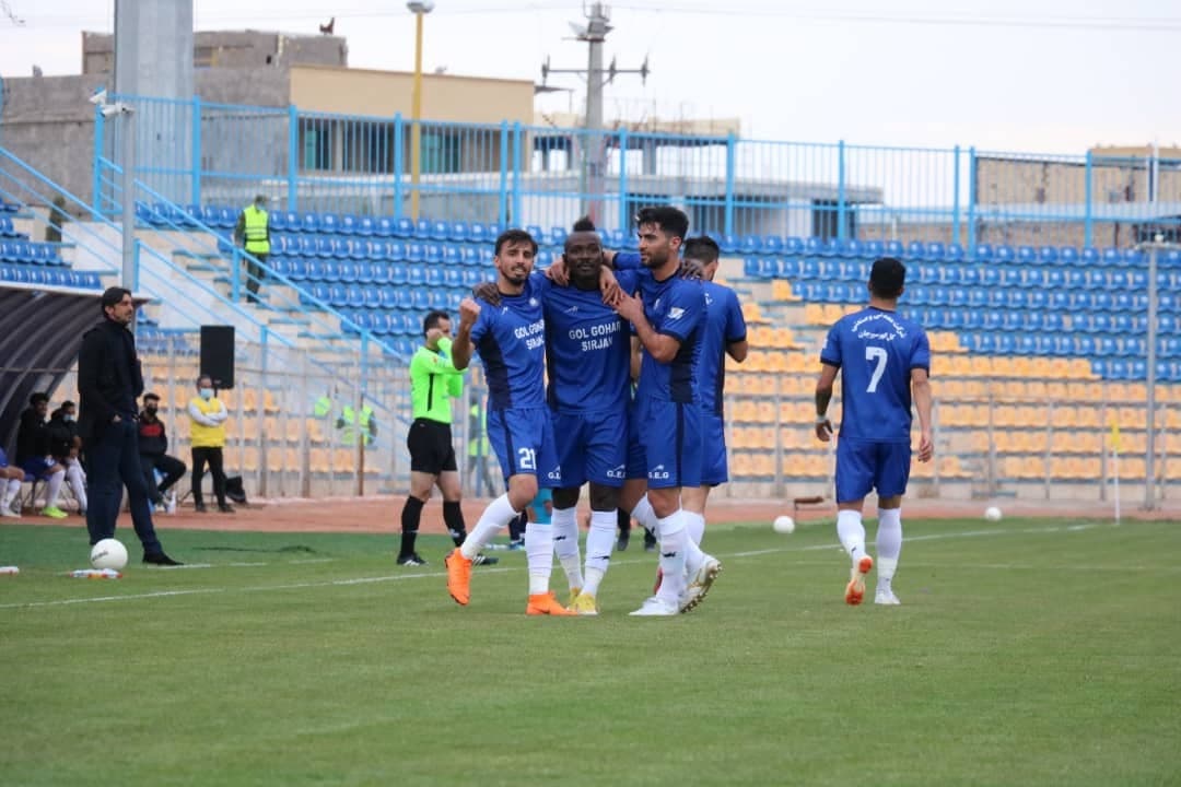 گادوین منشا صدر را از استقلال گرفت منشا