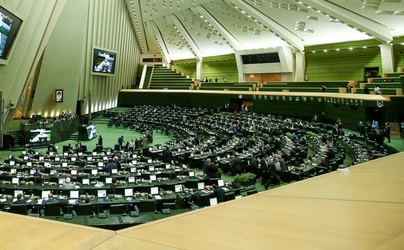 مخالفت مجلس با پیشنهاد جلوگیری از ورود نظامیان به انتخابات ریاست جمهوری