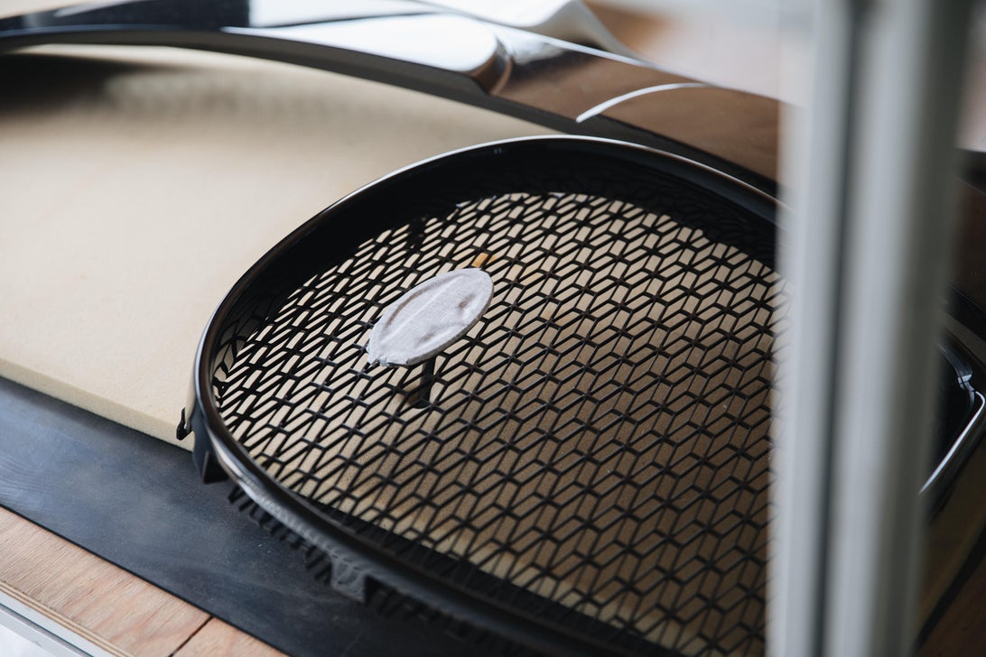 بوگاتی شیرون چگونه تولید می شود؛ ترکیب هنر و مهندسی در یک 