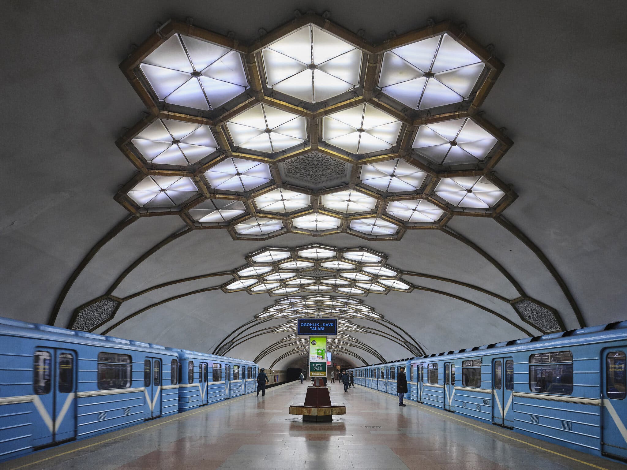 عظمت خیره کننده متروهای دوران شوروی (عکس)